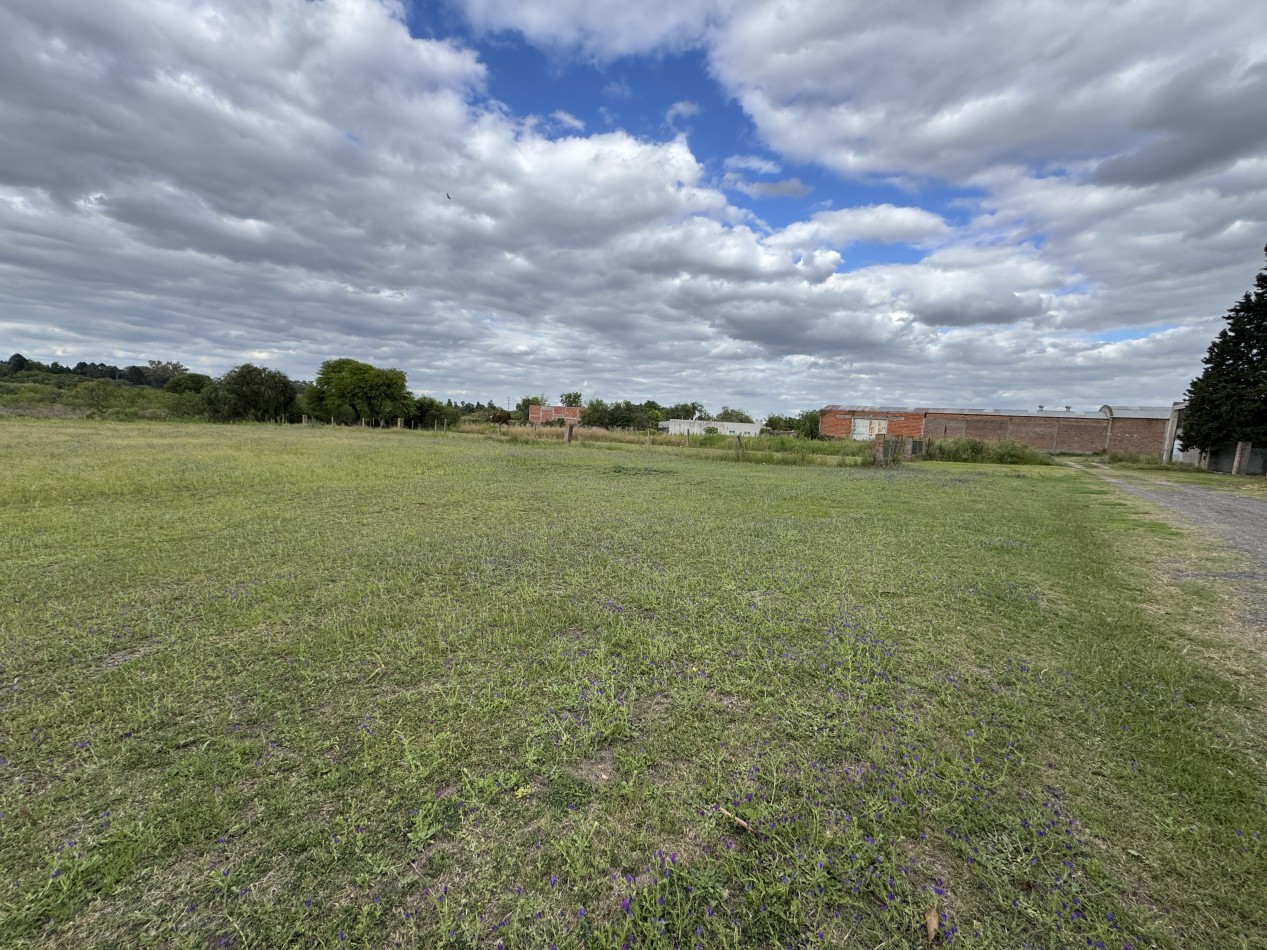 Terreno amplio en venta - Parana  