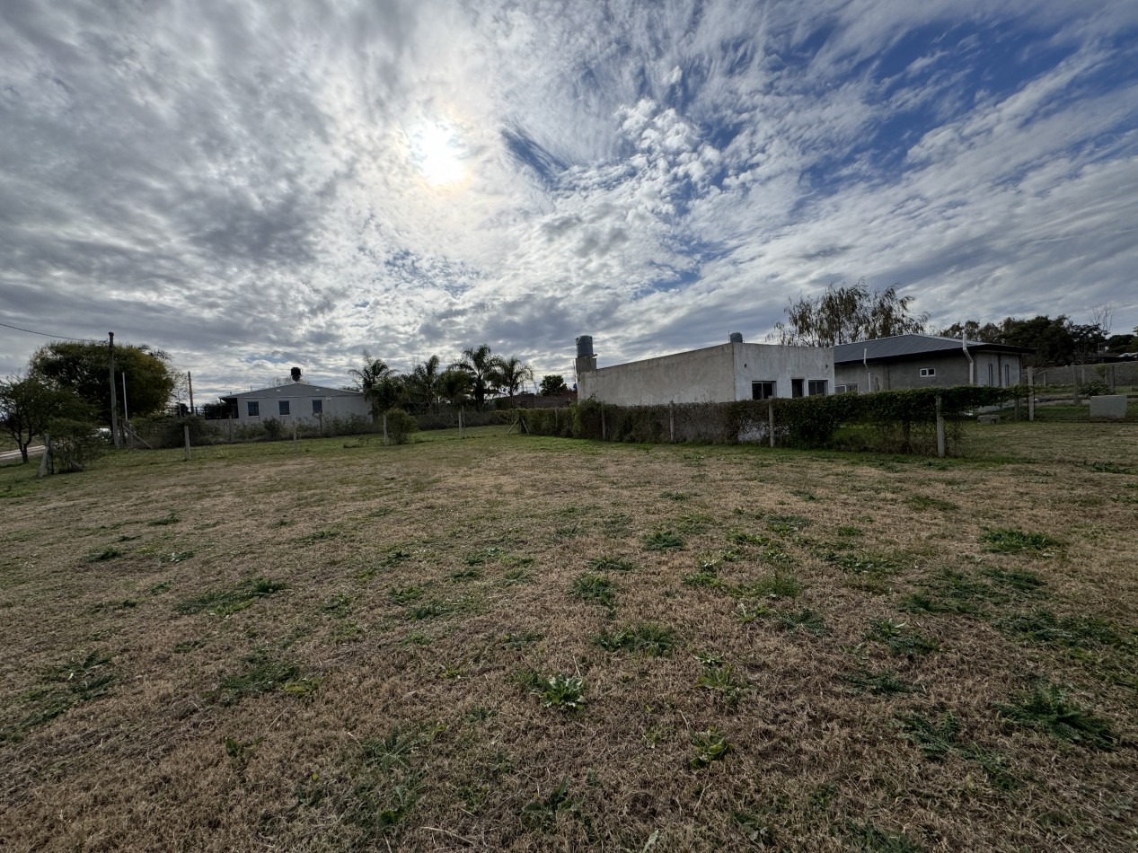 ¡Oportunidad en Alvear! Venta de 2 terrenos de 10x25 mts