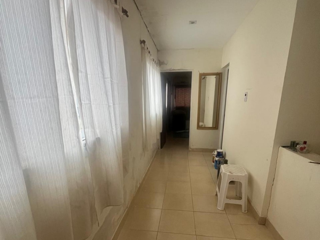 Casa en venta en Solvencia, San Benito - Dos plantas, cochera y patio