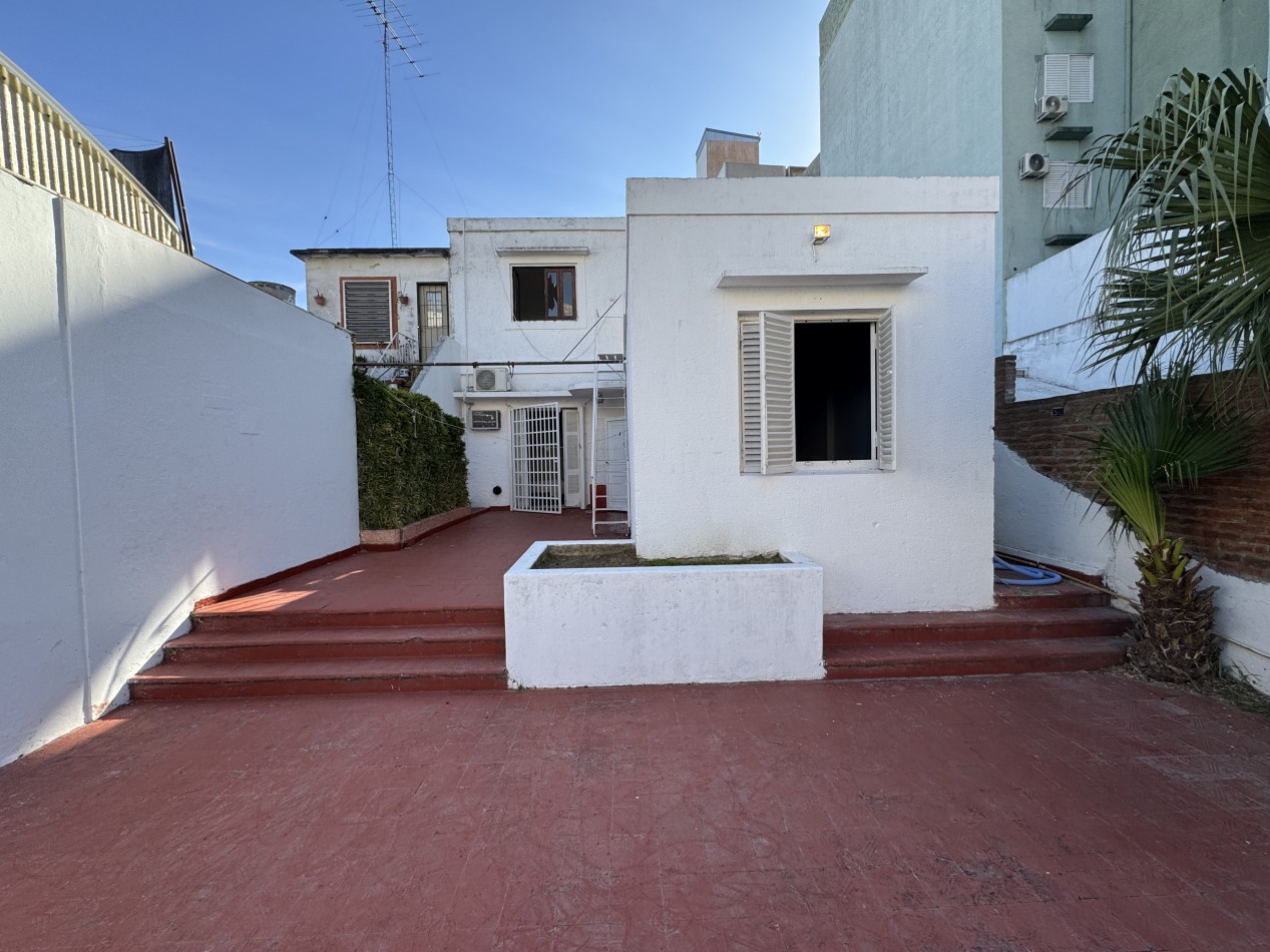 Casa centrica en venta 4 dormitorios con terraza, patio y piscina - Parana