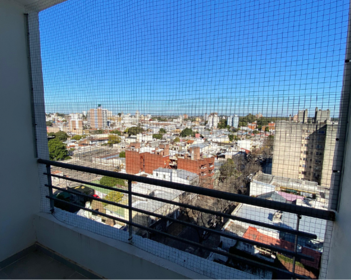 DEPARTAMENTO EN VENTA DE DOS DORMITORIOS + COCHERA.