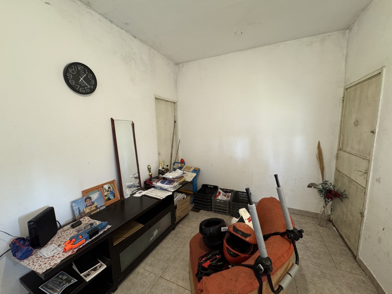 CASA EN VENTA DE 2 DORMITORIOS 