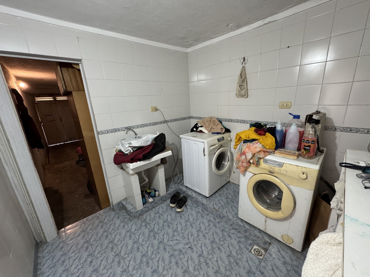 CASA EN VENTA DE 2 DORMITORIOS 