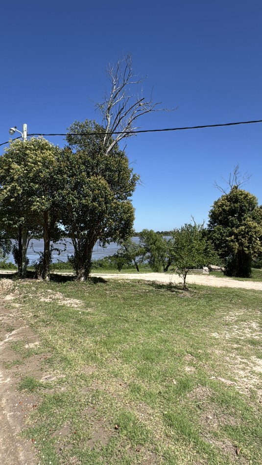 SE VENDE CASA QUINTA A ESTRENAR