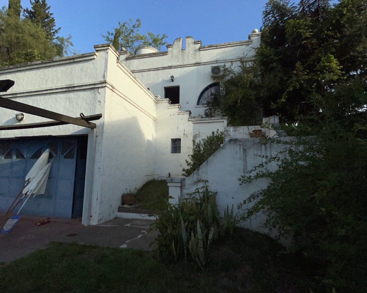 SE VENDE CASA QUINTA CON VISTA AL RIO EN VILLA URQUIZA 