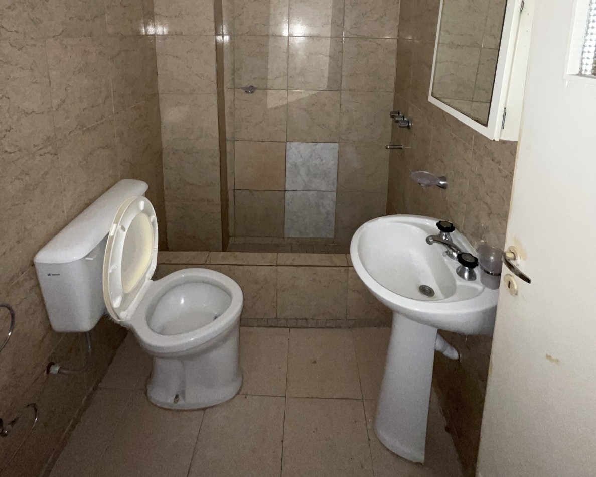 DEPARTAMENTO EN VENTA DE 3 DORMITORIOS EN ZONA CENTRO