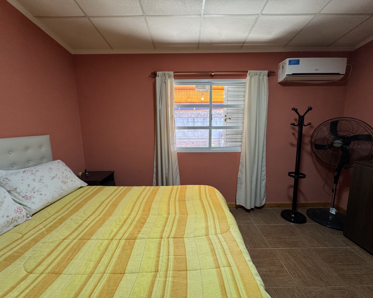 CASA EN VENTA EN AMPLIO TERRENO EN COLONIA AVELLANEDA