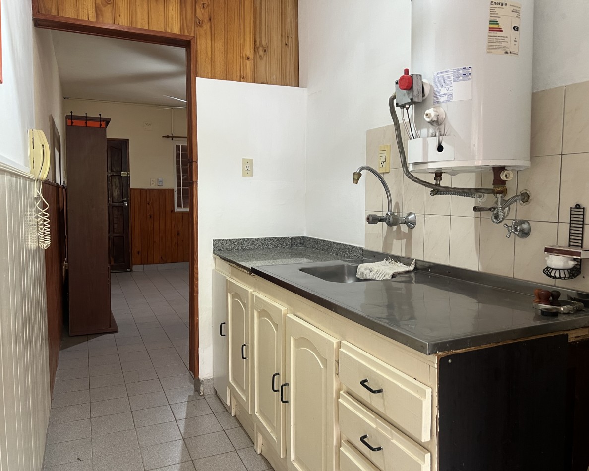 DEPARTAMENTO EN VENTA DE 2 DORMITORIOS EN BARRIO CGT.