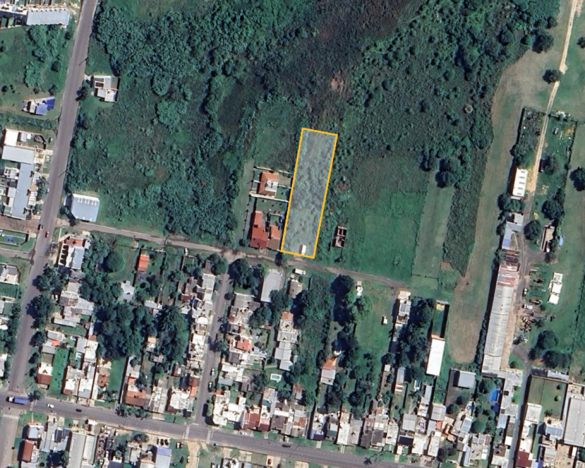 Se vende amplio terreno en Parana sobre calle Santiago Cavallo 