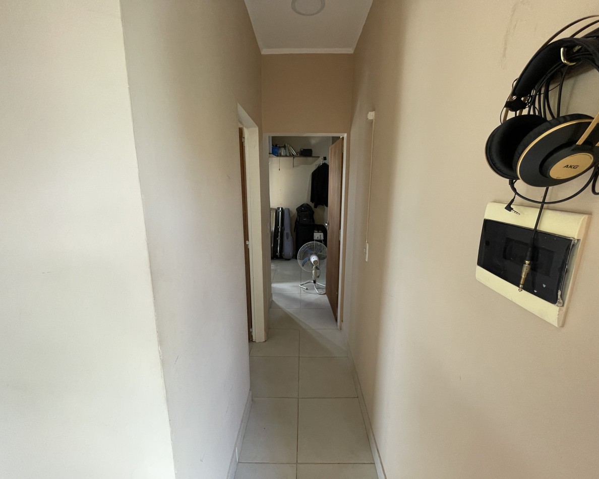 Departamento en alquiler de 1 dormitorio en 2° piso por escaleras