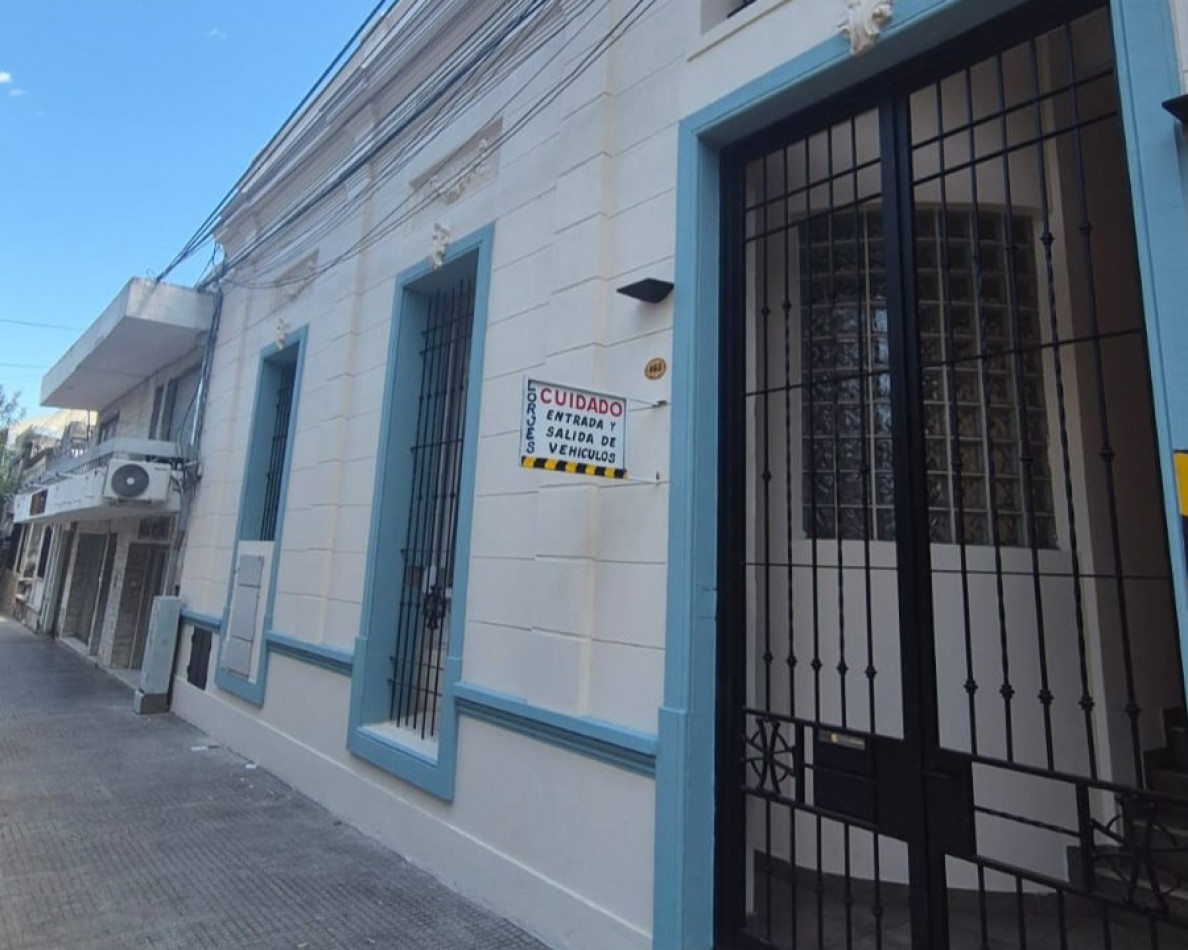 Se alquila departamento de 2 dormitorios en el centro de Parana 