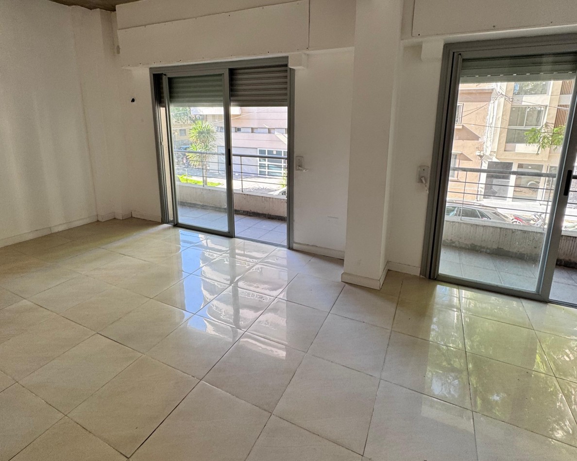 Local comercial en alquiler en zona Parque Urquiza.