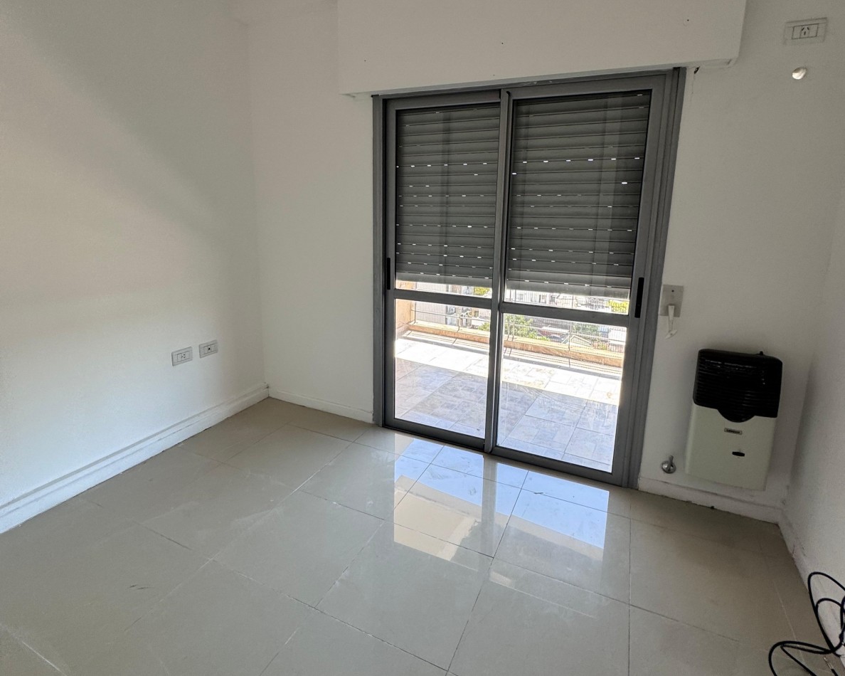 Departamento de 2 dormitorios + cochera en alquiler en calle Santa Cruz 144