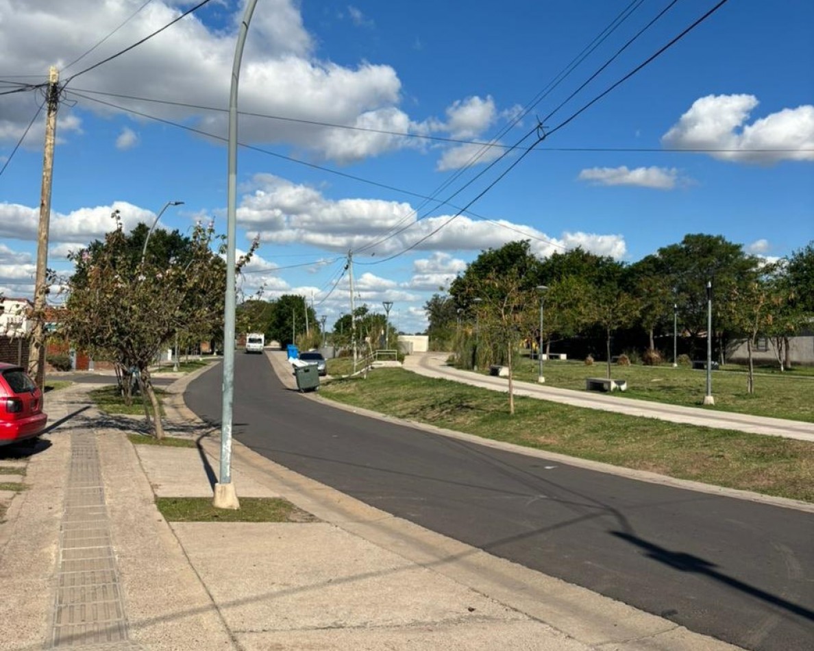 Departamento de 3 dormitorios en alquiler en zona Parque Lineal Sur 