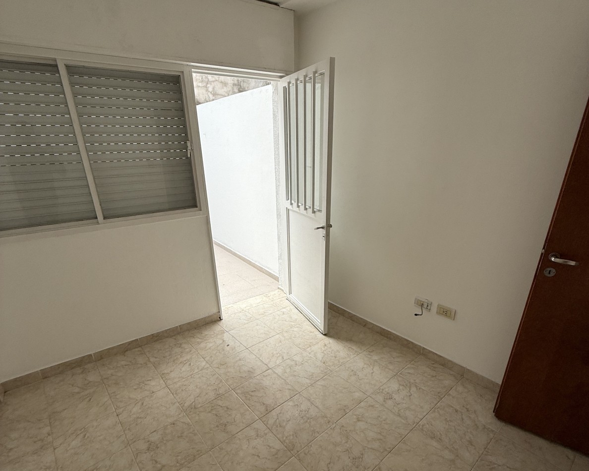 Departamento de 1 dormitorio en alquiler en calle Echague 565 