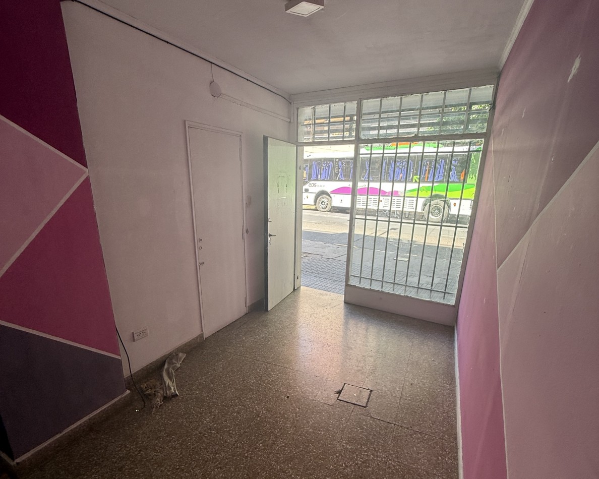 Local comercial en alquiler en calle Echague 555 