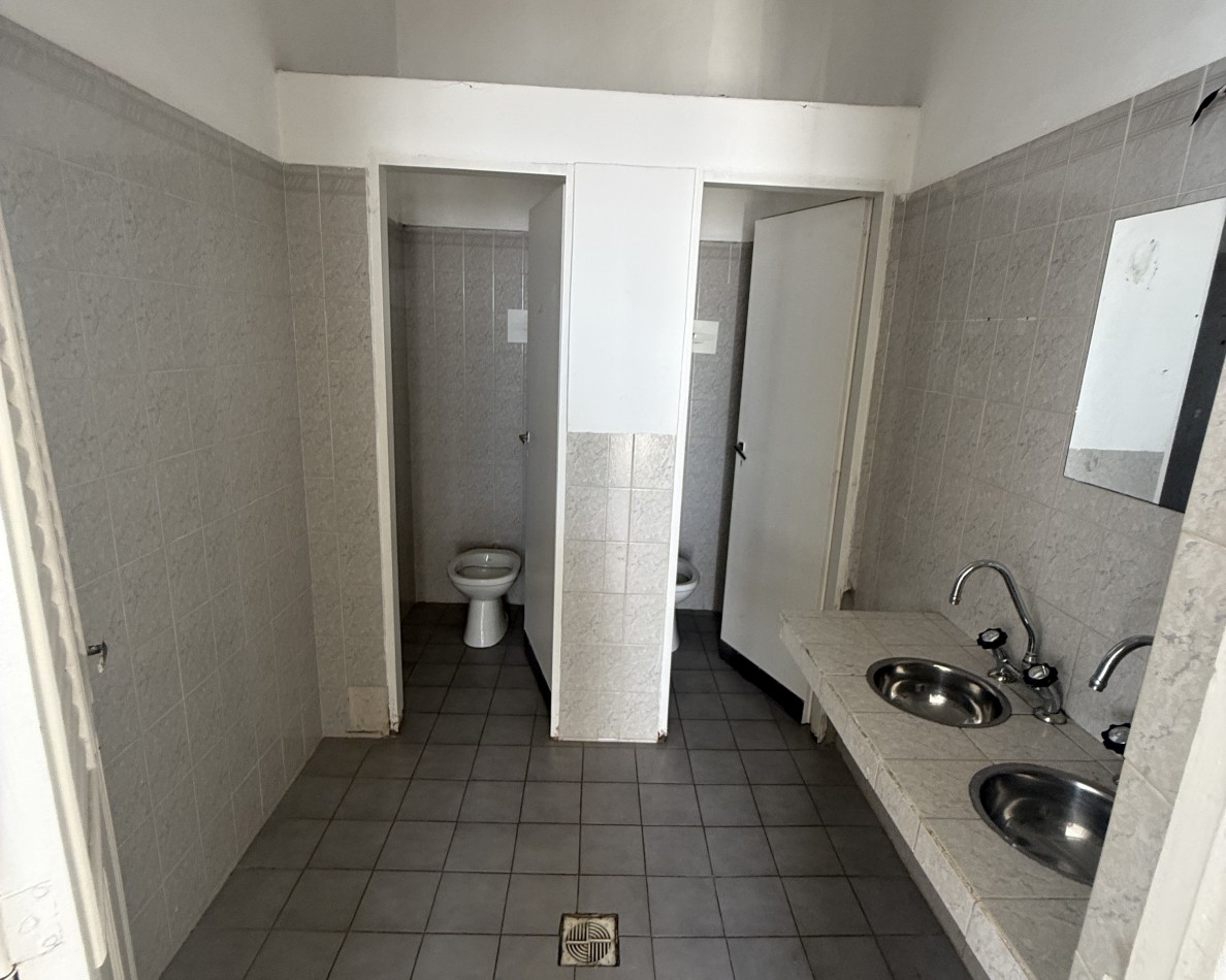 Gran casa en alquiler en calle Victoria 283 - Zona Parque Urquiza-